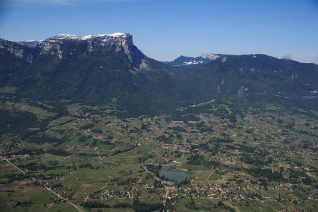 Vignoble des Abymes et d'Apremont au pied du Mont Granier